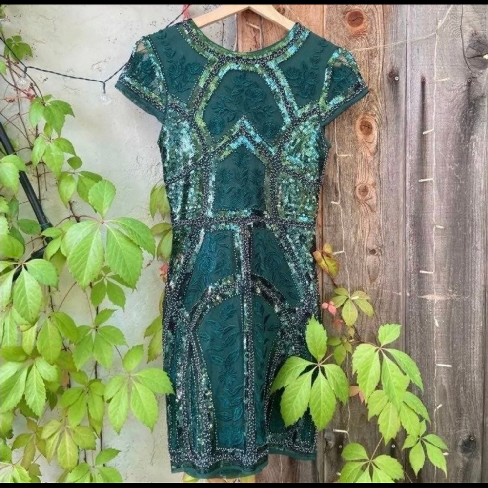 Emerald Green Art Deco Sequin Embroidered Bodycon Dress 🌿